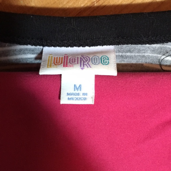 Lularoe bundle THREE SHIRTS AND ONE LEGGING - Picture 3 of 8